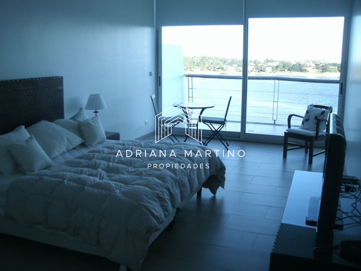 Apartamento ID.69412 - ALQUILER PENT HOUSE EN LA BARRA FRENTE DESEMBOCADURA ARROYO MALDONADO