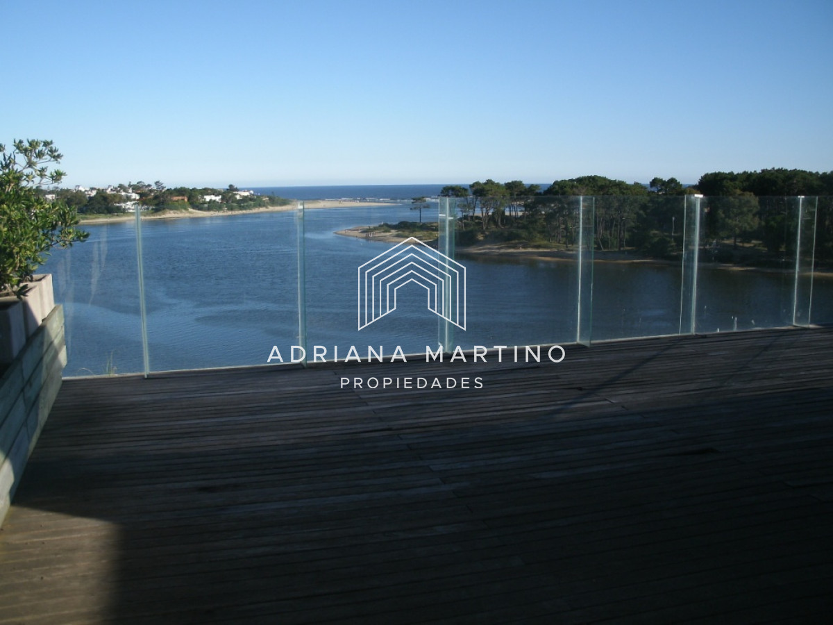 Apartamento ID.69412 - ALQUILER PENT HOUSE EN LA BARRA FRENTE DESEMBOCADURA ARROYO MALDONADO