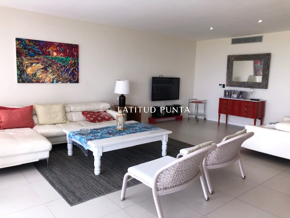 Brava - GoPunta - Portal Inmobiliario de Punta del Este - Maldonado