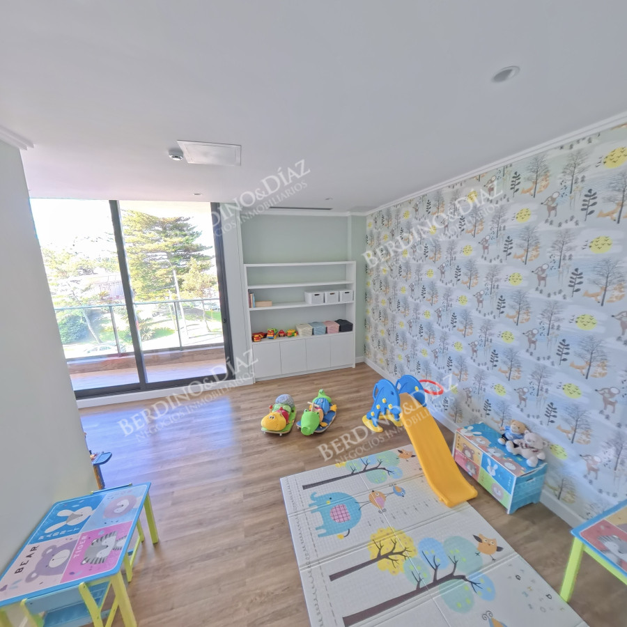 Apartamento ID.3095 - Venta de Apartamento de 3 Suites + dependencia en primera línea de la Mansa