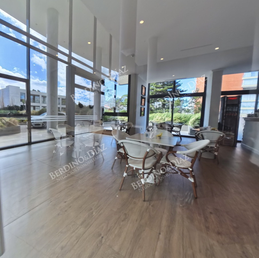 Apartamento ID.3095 - Venta de Apartamento de 3 Suites + dependencia en primera línea de la Mansa