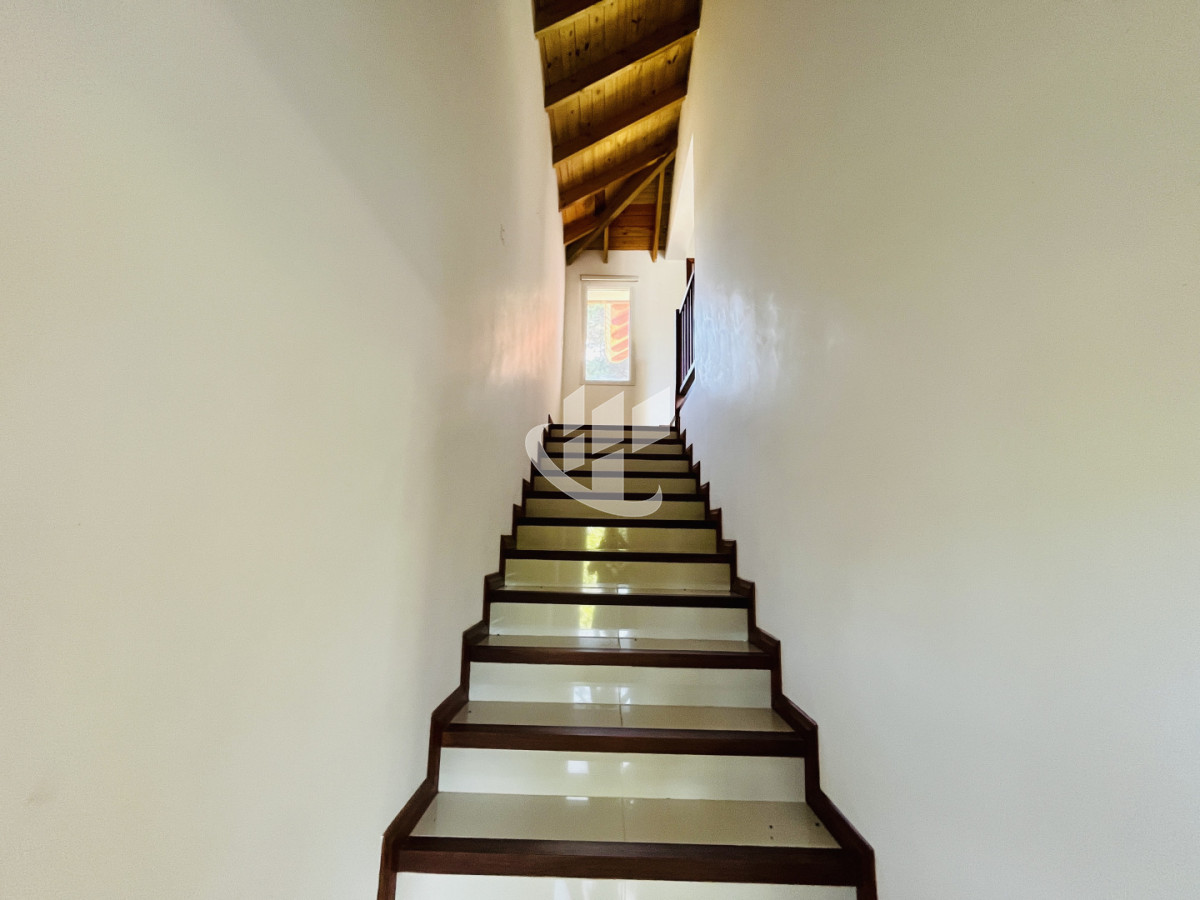 Casa ID.2559 - ALQUILER ANUAL USD 1.800 Jardines de Córdoba