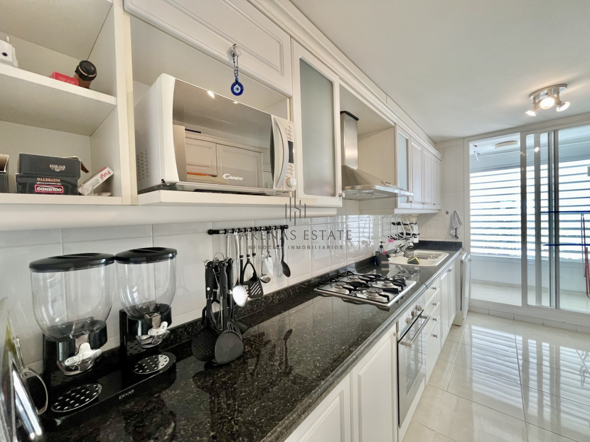 Apartamento ID.4516 - Apartamento en Mansa primera línea