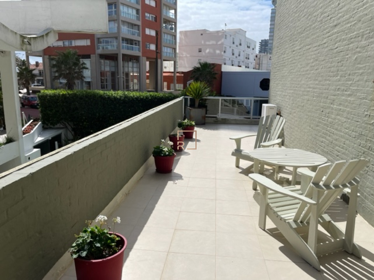 Apartamento ID.149 - ALQUILER PUNTA DEL ESTE BRAVA PENINSULA