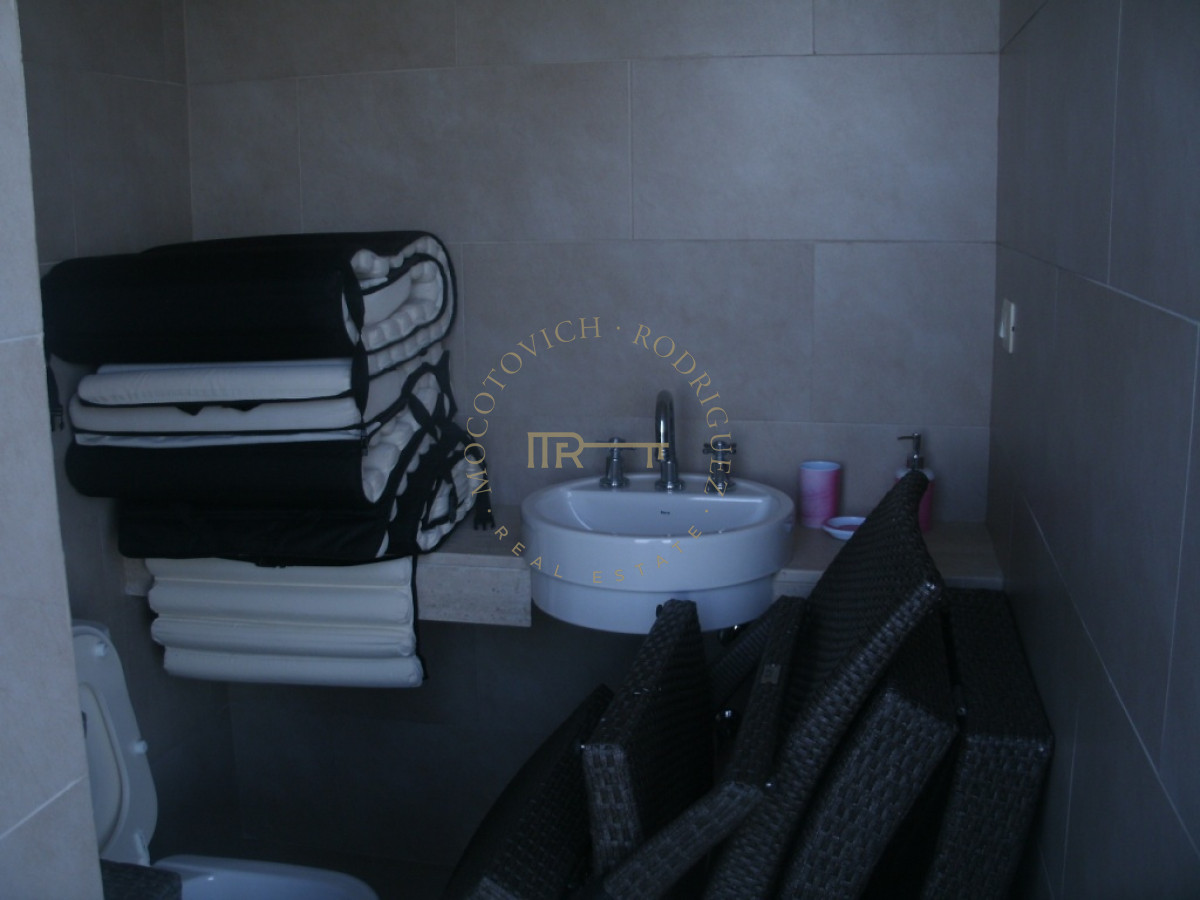 Apartamento ID.2878 - ALQUILER PENT HOUSE EN LA BARRA FRENTE DESEMBOCADURA ARROYO MALDONADO