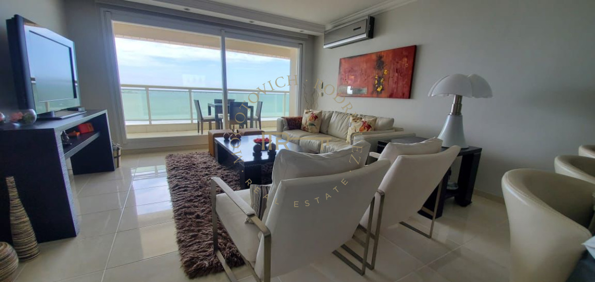 Apartamento ID.2087 - ALQUILER PUNTA DEL ESTE MANSA PRIMERA LINEA