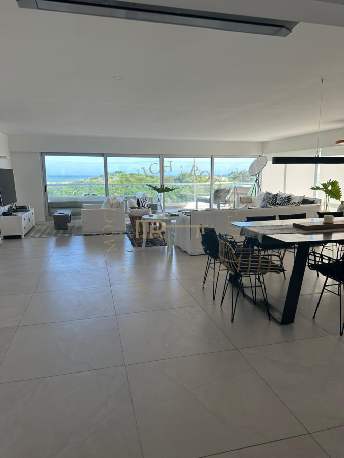 Apartamento ID.2906 - VENTA BRAVA PRIMERA LINEA PUNTA DEL ESTE