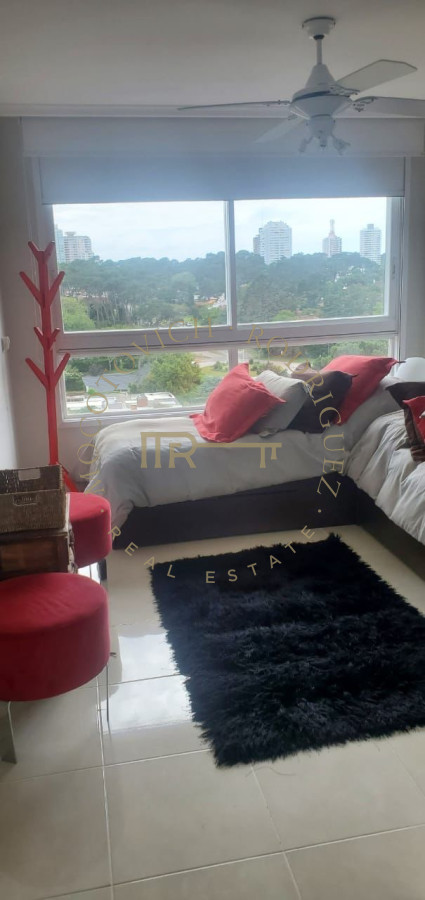 Apartamento ID.2087 - ALQUILER PUNTA DEL ESTE MANSA PRIMERA LINEA