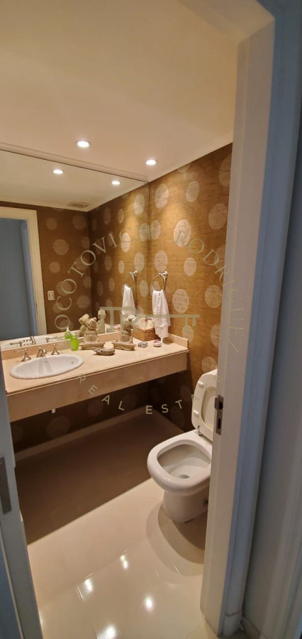 Apartamento ID.2087 - ALQUILER PUNTA DEL ESTE MANSA PRIMERA LINEA