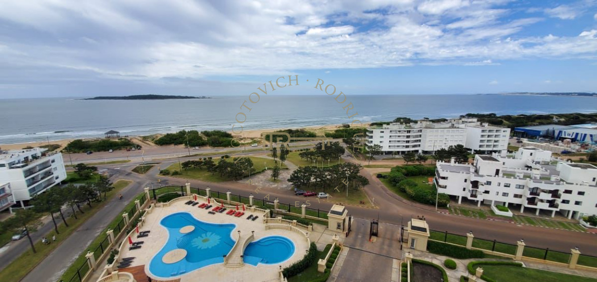 Apartamento ID.2087 - ALQUILER PUNTA DEL ESTE MANSA PRIMERA LINEA