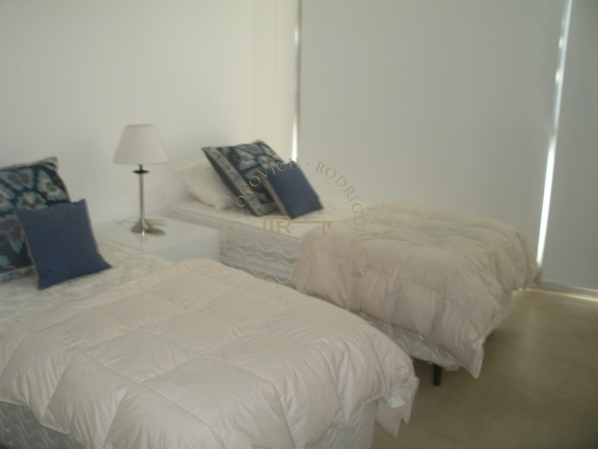 Apartamento ID.2878 - ALQUILER PENT HOUSE EN LA BARRA FRENTE DESEMBOCADURA ARROYO MALDONADO