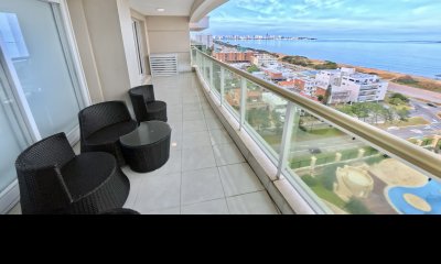 Venta apartamento 3 dormitorios en Playa Mansa , Punta del Este