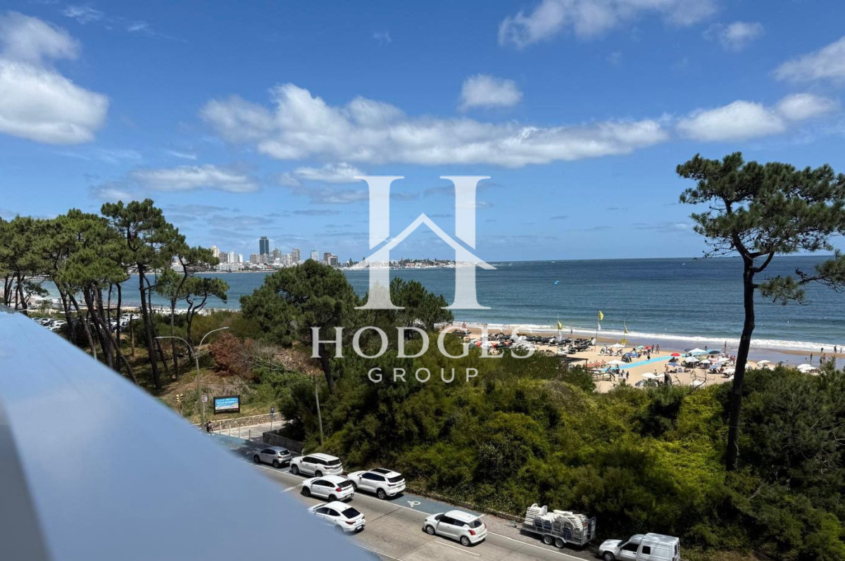 Apartamento ID.13 - Venta de Apartamento de 3 Suites + dependencia en primera línea de la Mansa