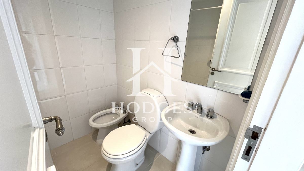 Apartamento ID.10 - En venta y alquiler, 4 dormitorios - playa mansa primera linea