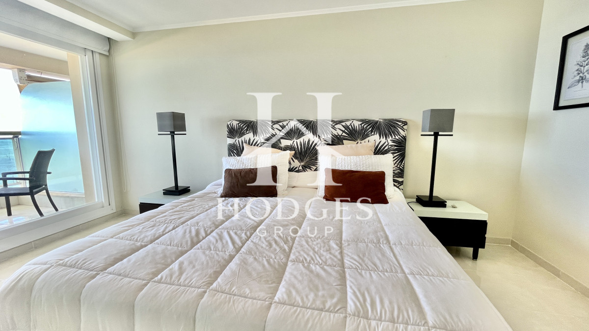 Apartamento ID.10 - En venta y alquiler, 4 dormitorios - playa mansa primera linea