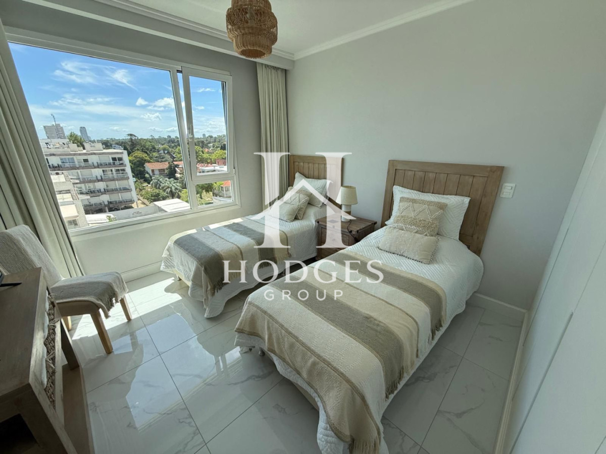 Apartamento ID.13 - Venta de Apartamento de 3 Suites + dependencia en primera línea de la Mansa