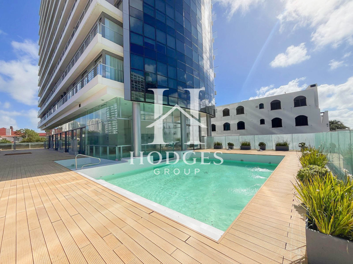 Apartamento ID.9 - Apartamento en playa mansa, 3 dormitorios