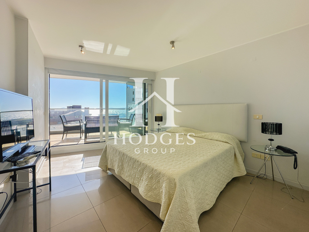 Apartamento ID.9 - Apartamento en playa mansa, 3 dormitorios