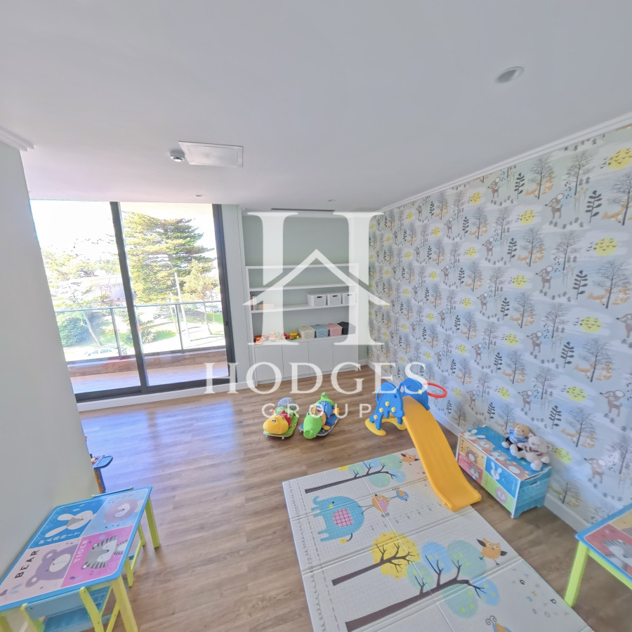 Apartamento ID.13 - Venta de Apartamento de 3 Suites + dependencia en primera línea de la Mansa