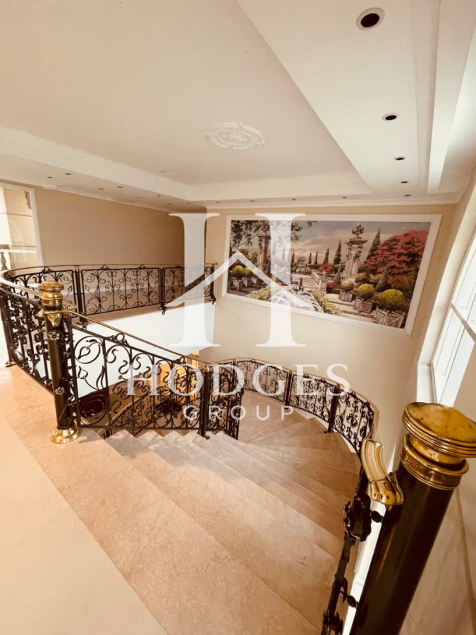 Apartamento ID.10 - En venta y alquiler, 4 dormitorios - playa mansa primera linea