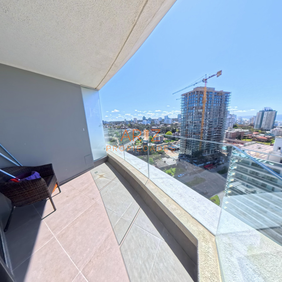 Apartamento ID.2457 - VENTA APARTAMENTO 1 DORMITORIO Y MEDIO BAJOS GASTOS COMUNES EXCELENTE RENTABILIDAD PUNTA DEL ESTE VISTA AL MAR