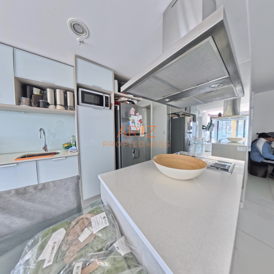 Apartamento ID.2457 - VENTA APARTAMENTO 1 DORMITORIO Y MEDIO BAJOS GASTOS COMUNES EXCELENTE RENTABILIDAD PUNTA DEL ESTE VISTA AL MAR