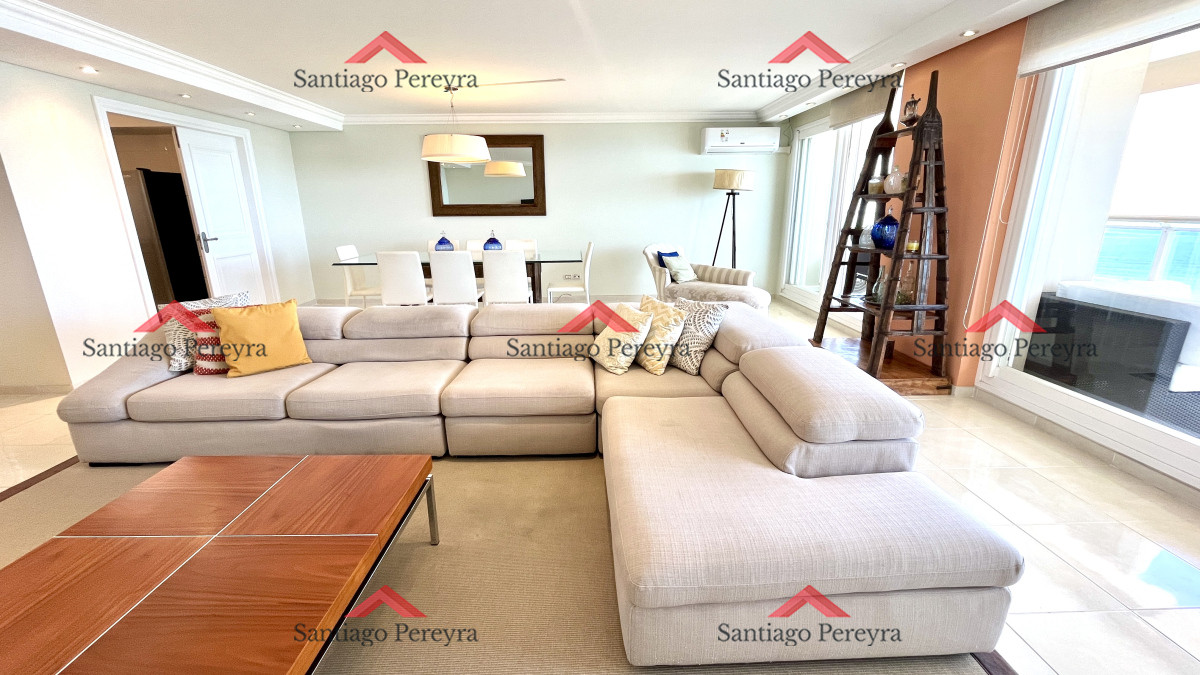 Apartamento ID.14661 - VENTA ALQUILER PUNTA DEL ESTE MANSA PRIMERA LINEA 
