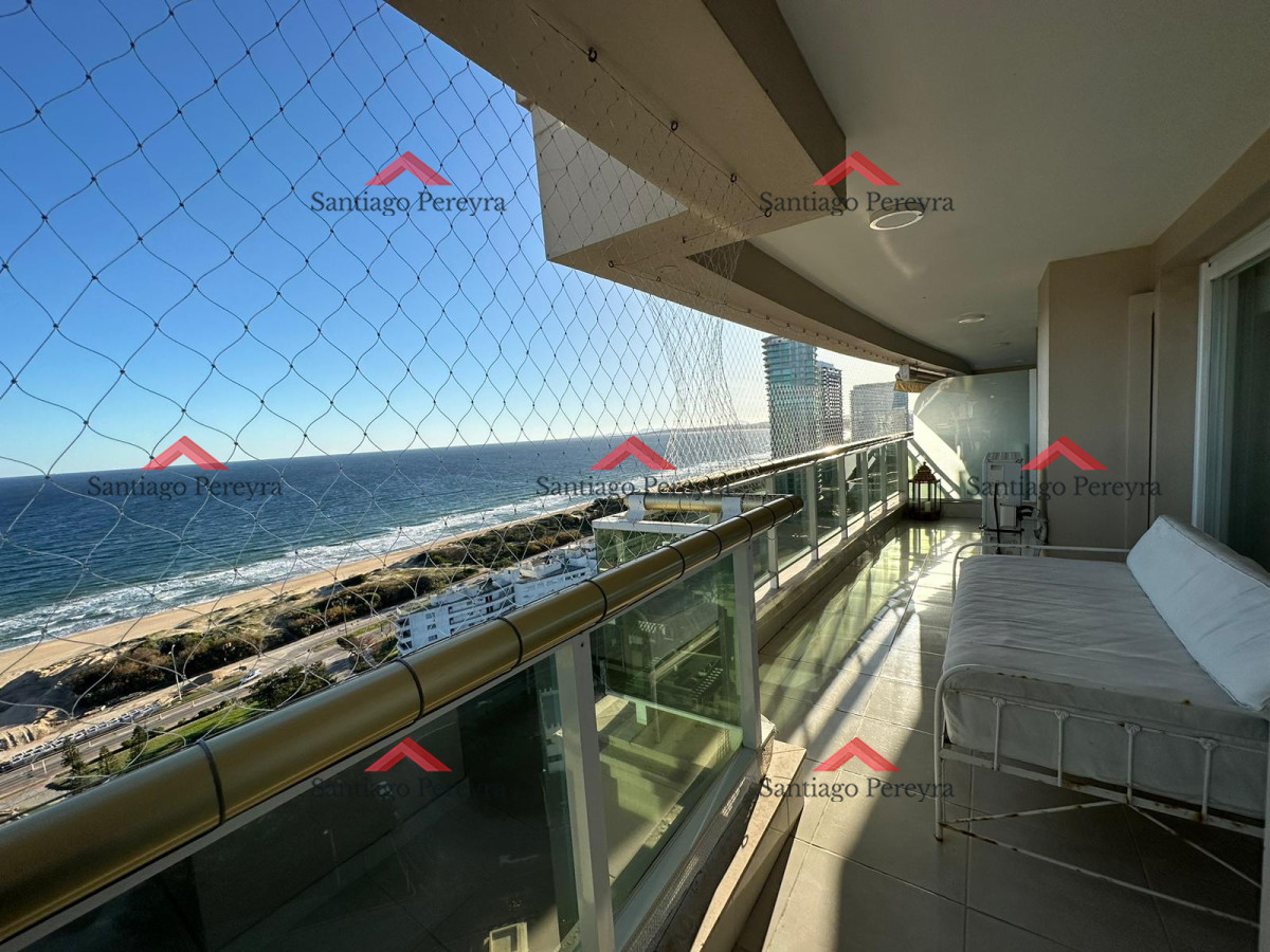 Apartamento ID.14661 - VENTA ALQUILER PUNTA DEL ESTE MANSA PRIMERA LINEA 