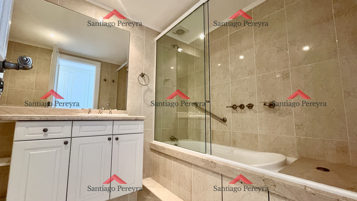 Apartamento ID.14661 - VENTA ALQUILER PUNTA DEL ESTE MANSA PRIMERA LINEA 
