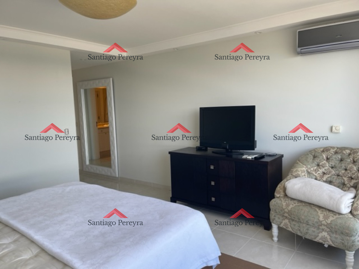 Apartamento ID.14659 - VENTA PUNTA DEL ESTE MANSA PRIMERA LINEA 