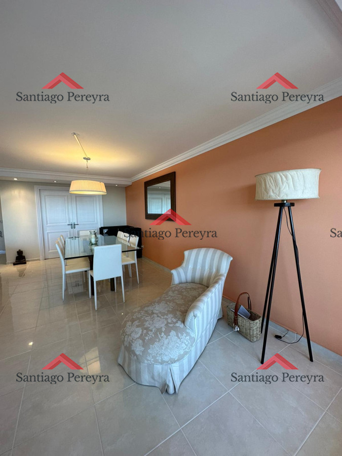 Apartamento ID.14661 - VENTA ALQUILER PUNTA DEL ESTE MANSA PRIMERA LINEA 