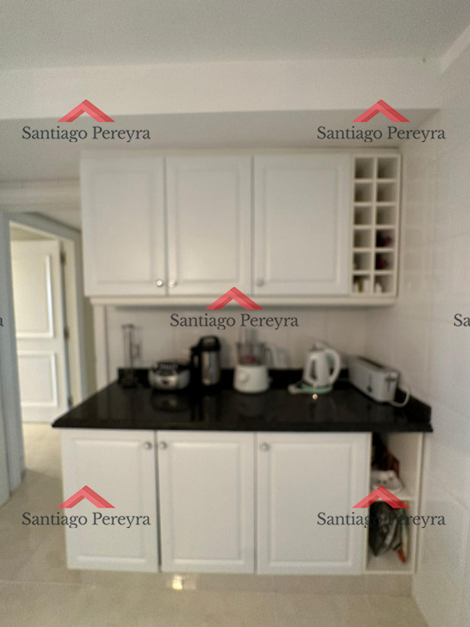 Apartamento ID.14661 - VENTA ALQUILER PUNTA DEL ESTE MANSA PRIMERA LINEA 