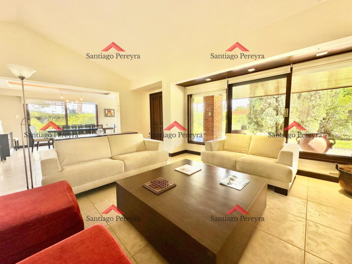 Casa en Mansa, Punta del Este — REF 16855