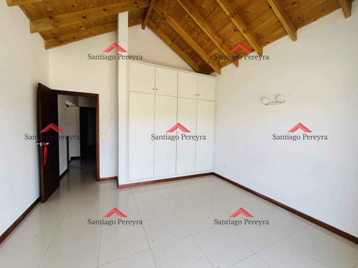 Casa ID.16994 - ALQUILER ANUAL Jardines de Córdoba