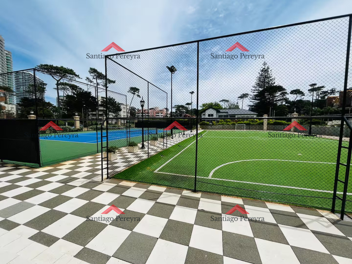 Apartamento ID.14661 - VENTA ALQUILER PUNTA DEL ESTE MANSA PRIMERA LINEA 