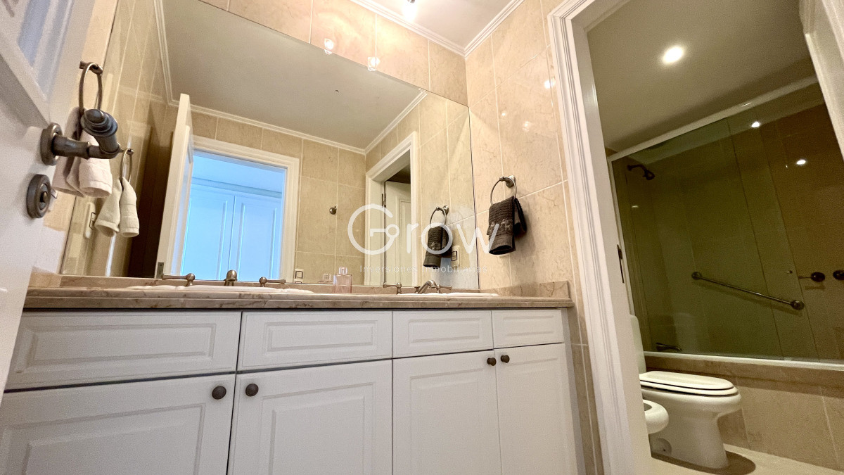 Apartamento ID.1618 - VENTA ALQUILER PUNTA DEL ESTE MANSA PRIMERA LINEA 