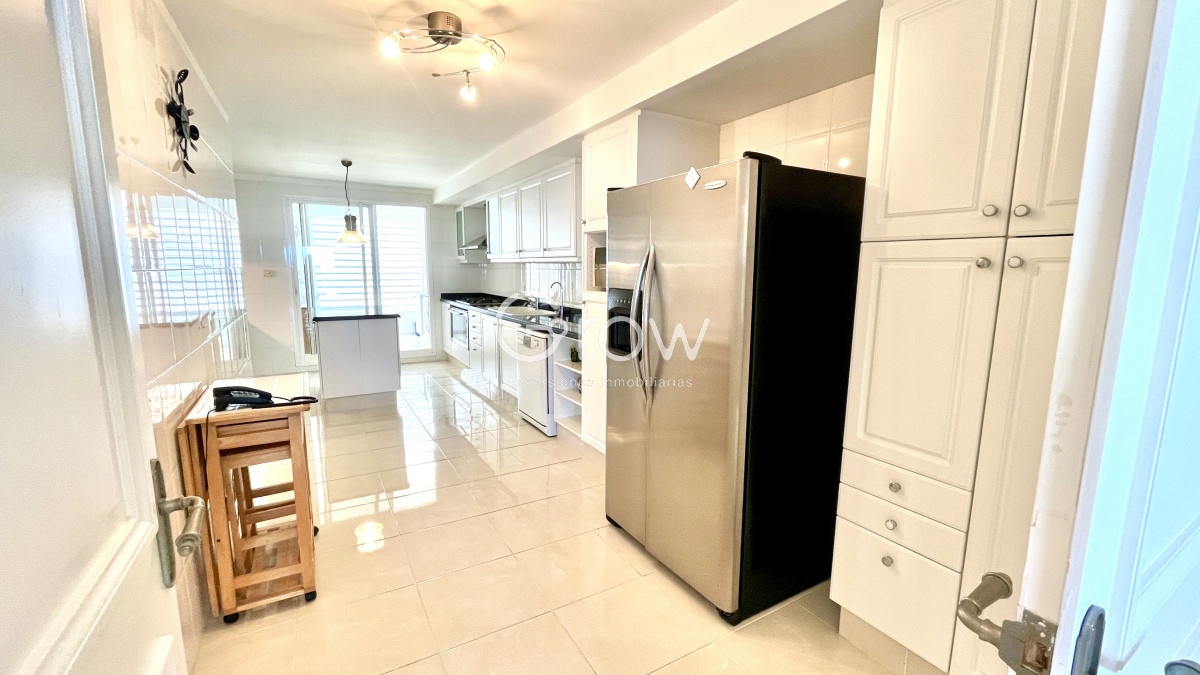 Apartamento ID.1618 - VENTA ALQUILER PUNTA DEL ESTE MANSA PRIMERA LINEA 