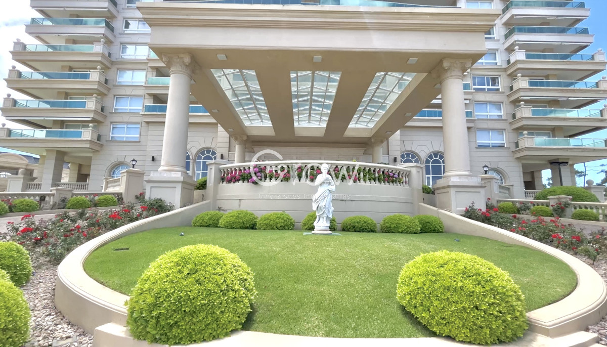 Apartamento ID.1618 - VENTA ALQUILER PUNTA DEL ESTE MANSA PRIMERA LINEA 