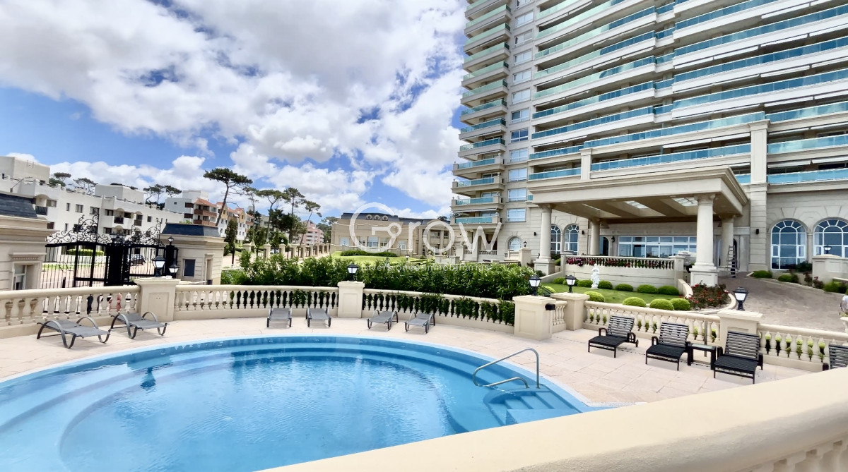 Apartamento ID.1618 - VENTA ALQUILER PUNTA DEL ESTE MANSA PRIMERA LINEA 
