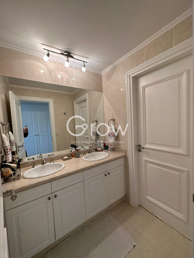 Apartamento ID.1618 - VENTA ALQUILER PUNTA DEL ESTE MANSA PRIMERA LINEA 