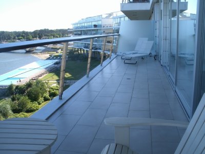 ALQUILER VENTA  LA BARRA FRENTE MAR