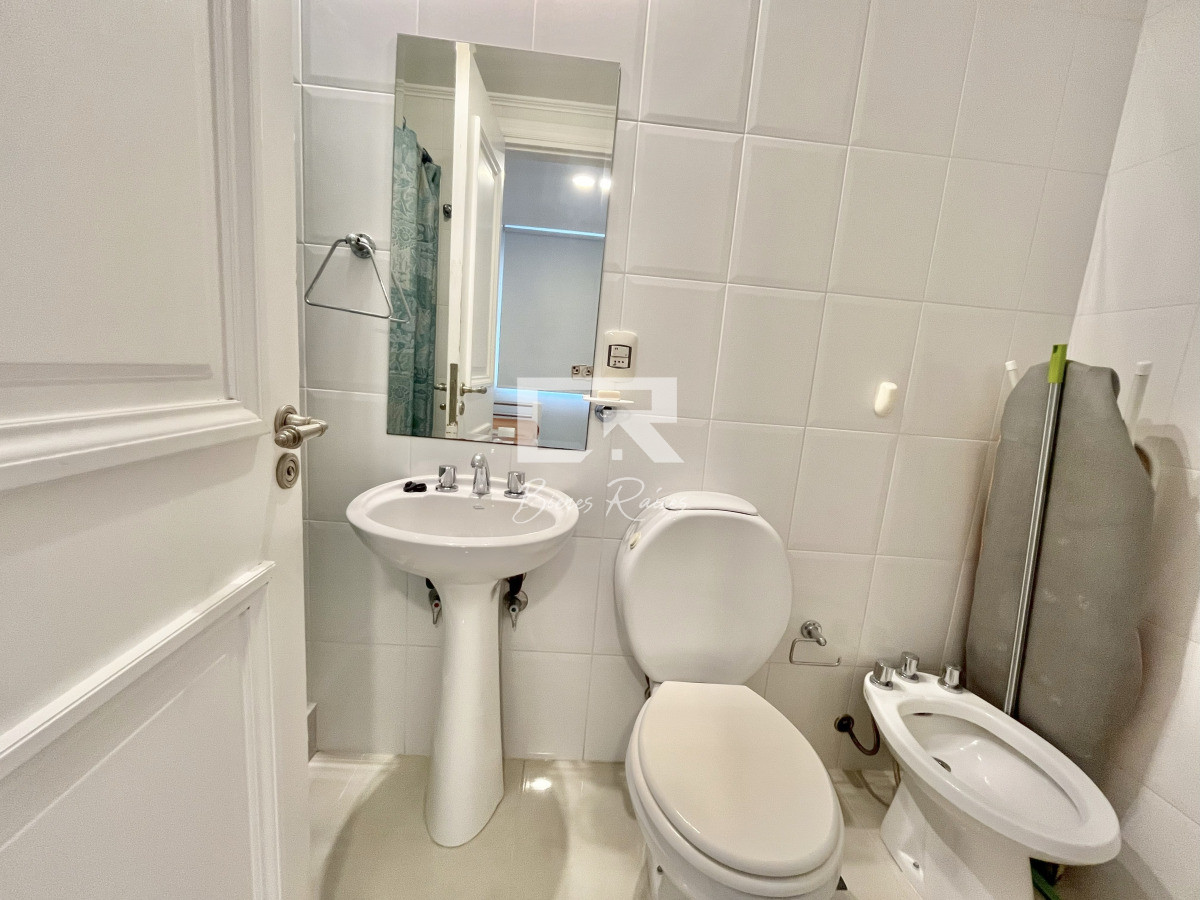 Apartamento ID.812 - APARTAMENTO VENTA ALQUILER PUNTA DEL ESTE MANSA PRIMERA LINEA