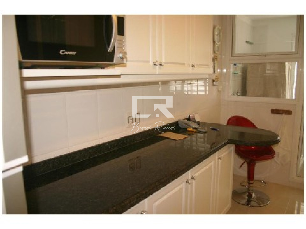 Apartamento ID.812 - APARTAMENTO VENTA ALQUILER PUNTA DEL ESTE MANSA PRIMERA LINEA