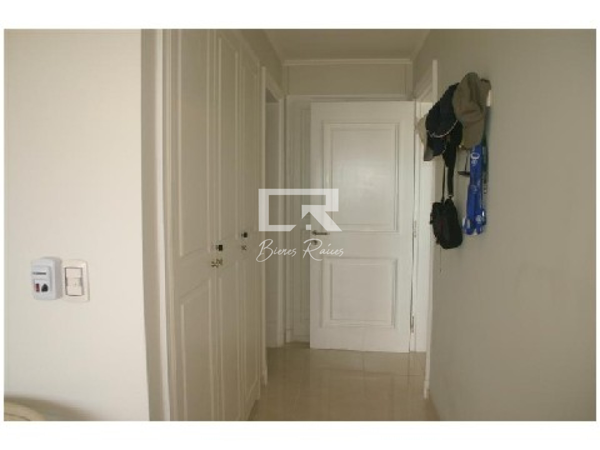 Apartamento ID.812 - APARTAMENTO VENTA ALQUILER PUNTA DEL ESTE MANSA PRIMERA LINEA