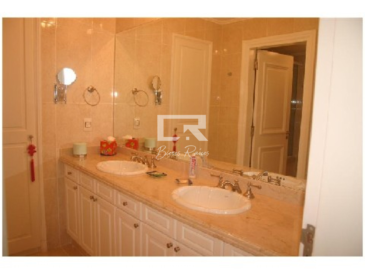 Apartamento ID.812 - APARTAMENTO VENTA ALQUILER PUNTA DEL ESTE MANSA PRIMERA LINEA