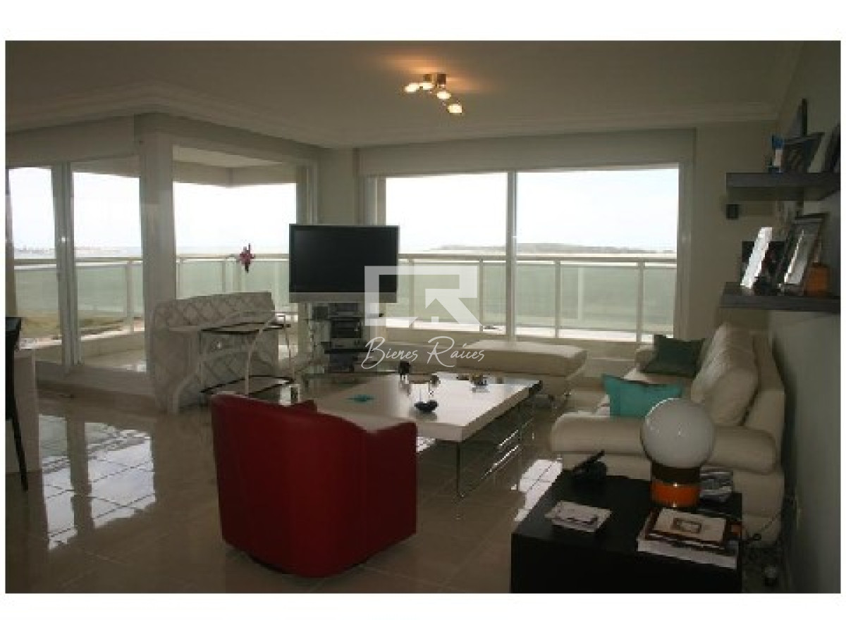 Apartamento ID.812 - APARTAMENTO VENTA ALQUILER PUNTA DEL ESTE MANSA PRIMERA LINEA