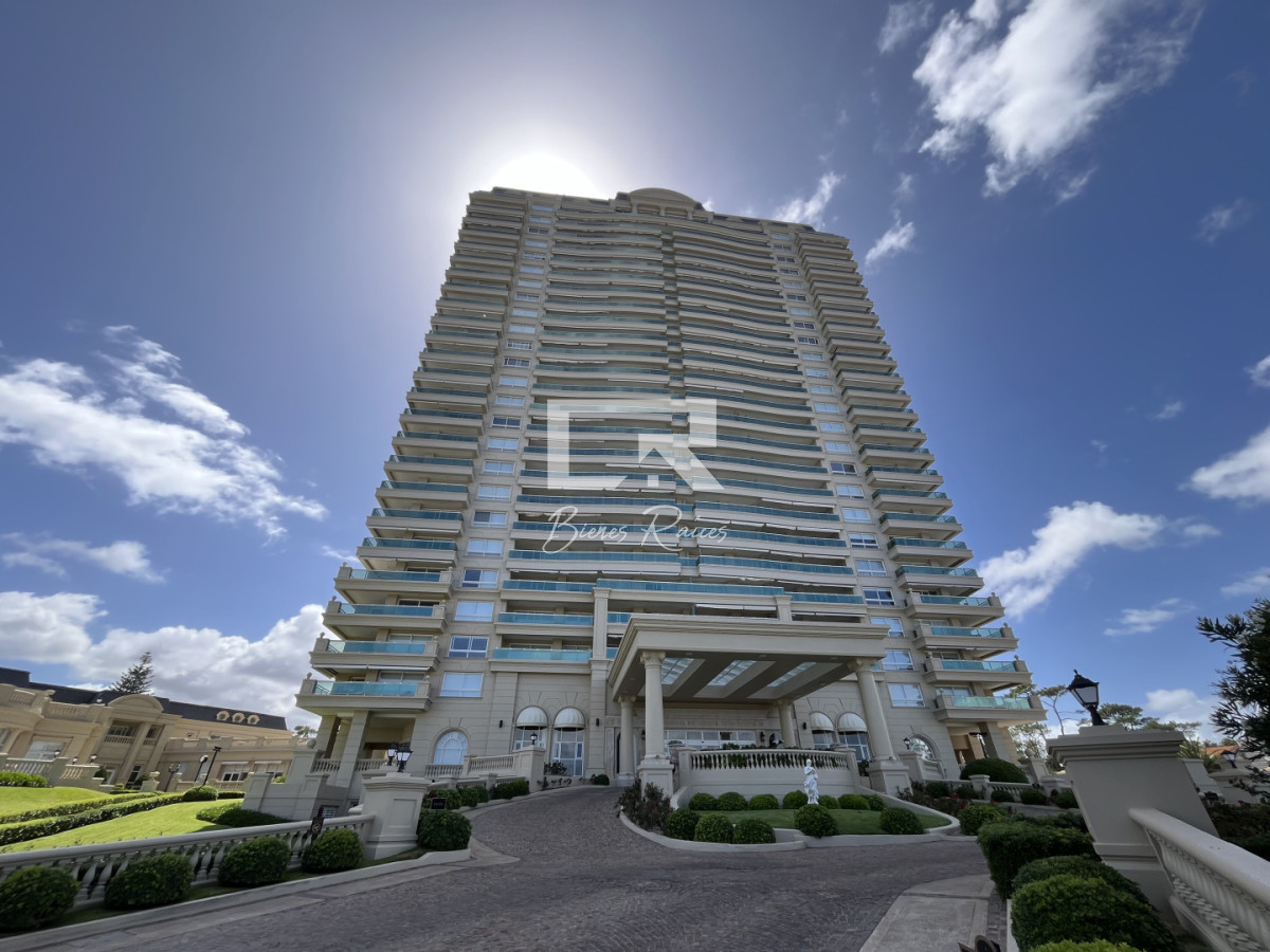Apartamento ID.812 - APARTAMENTO VENTA ALQUILER PUNTA DEL ESTE MANSA PRIMERA LINEA
