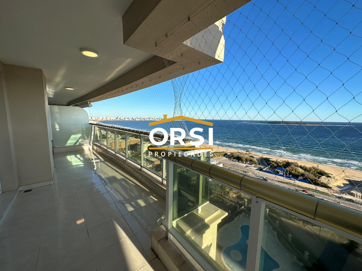 Apartamento ID.196 - VENTA ALQUILER PUNTA DEL ESTE MANSA PRIMERA LINEA 