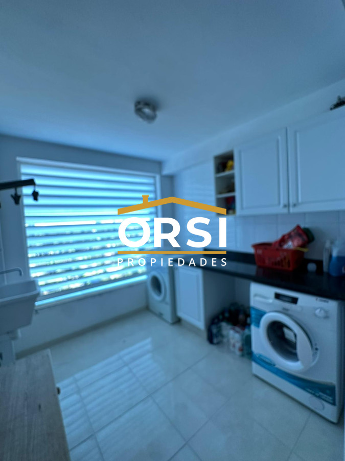 Apartamento ID.196 - VENTA ALQUILER PUNTA DEL ESTE MANSA PRIMERA LINEA 