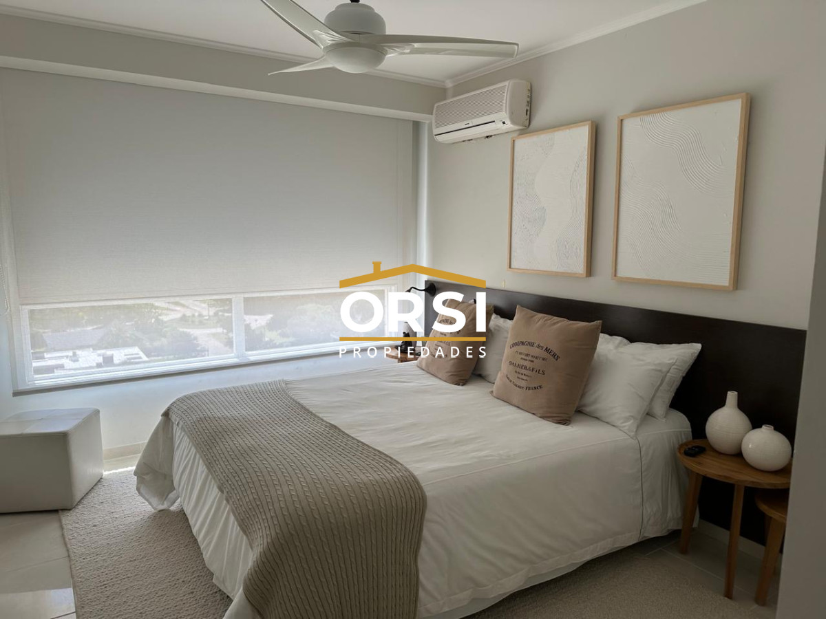 Apartamento ID.228 - VENTA PUNTA DEL ESTE MANSA PRIMERA LINEA 